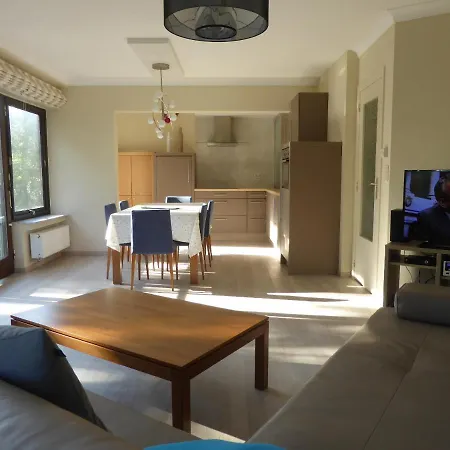 Vanden Broeck Apartament *